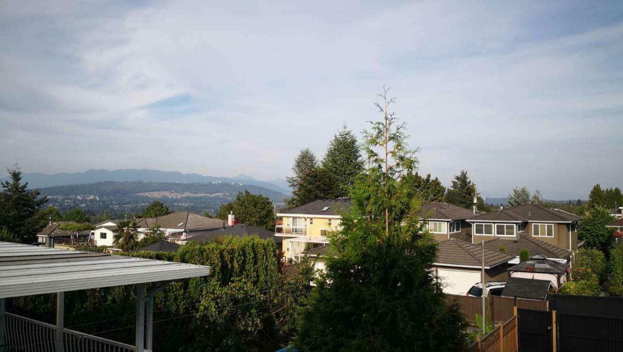 Vancouver Home Inn By Elevate Rooms バーナビー エクステリア 写真